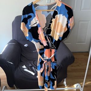 Short dolman sleeves